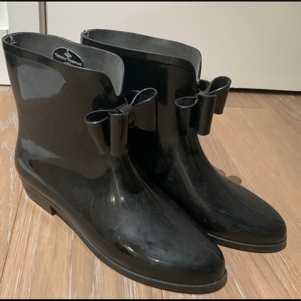 Melissa x Vivienne Westwood bow rain boots